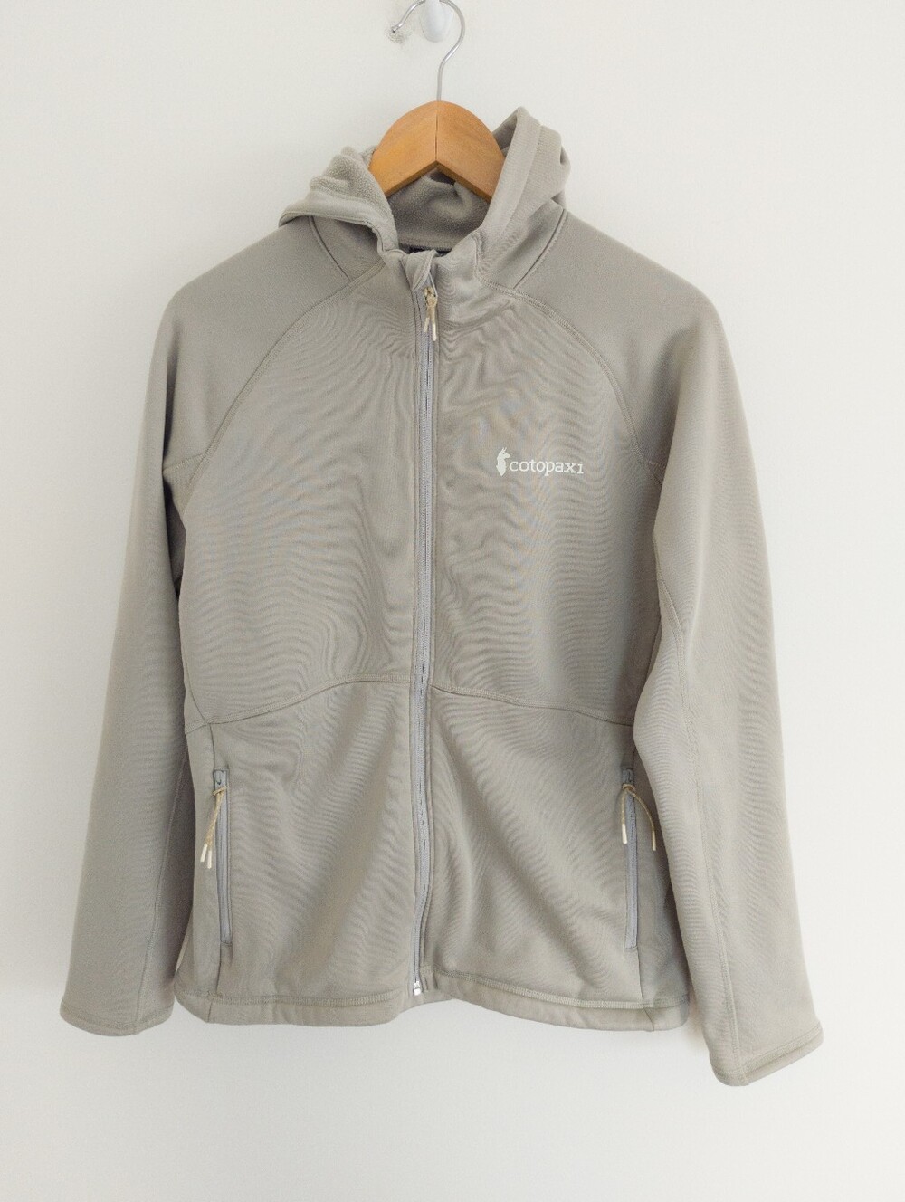 Cotopaxi Tempa Fleece Hooded Jacket Womens Medium Gray Beige Full Zip Technical